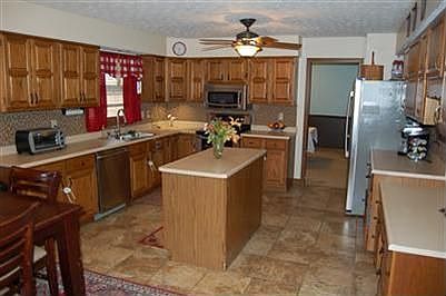 2nd image of 1735 Heatherwood Trl