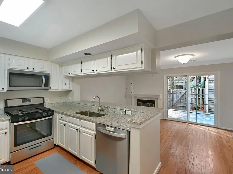 6650 Cypress Point Rd — Photo 8