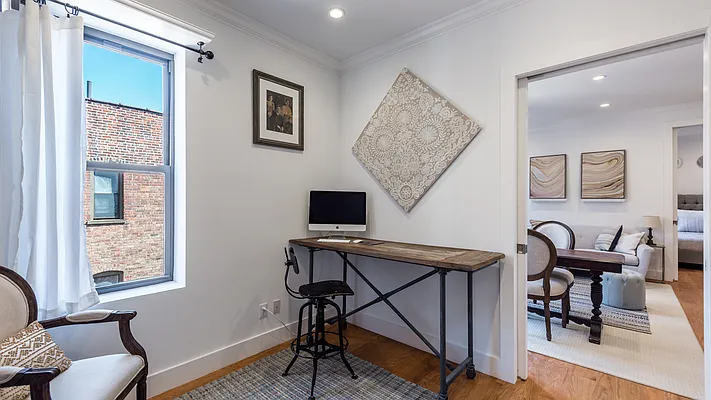 Rented by Nooklyn NYC LLC | media 82