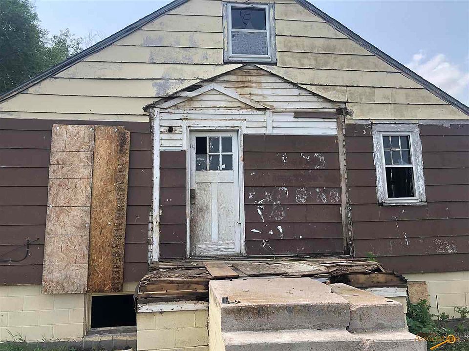 1st image of 247 Macarthur St