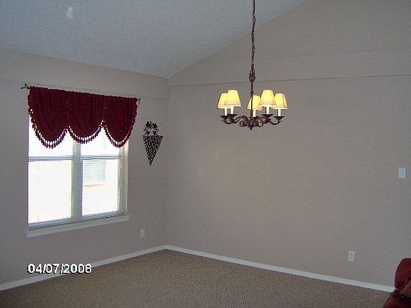5th image of 6124 Palmdale St