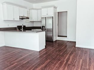 1700 N Summit Ave, Pasadena, CA 91103