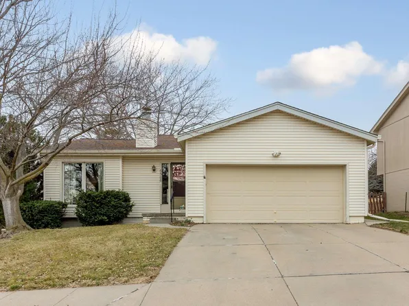 6306 N 112th Cir, Omaha, NE 68164