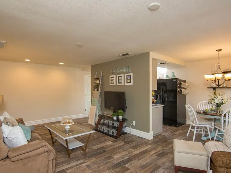 7838 Tabare Ct — Photo 5