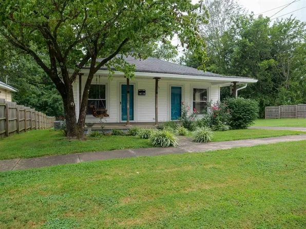 104 S 8th St, Central City, KY 42330