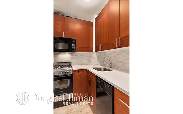 Sold by Douglas Elliman | media 3