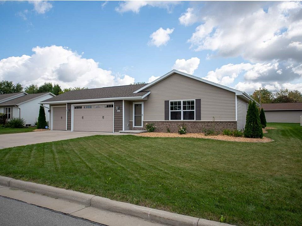 1st image of 1081 Silver Birch Dr