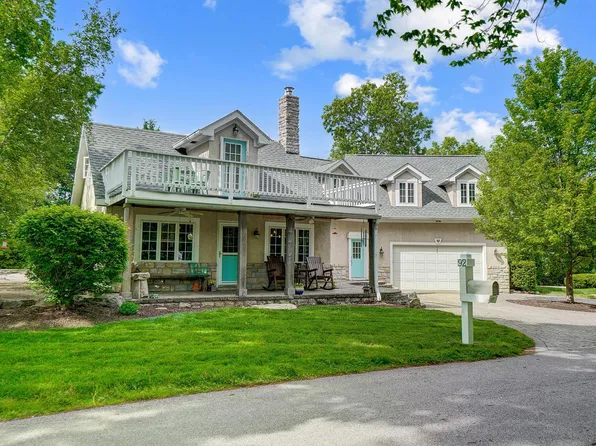 92 W Mohawk Dr, Powell, OH 43065