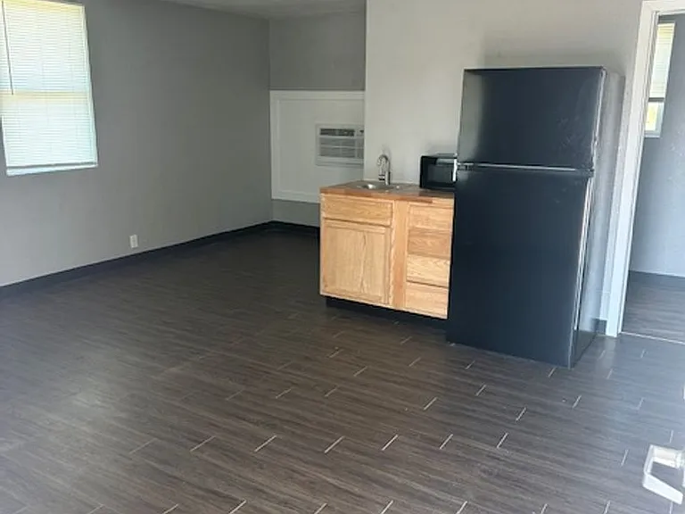 701 N National Ave — Photo 21
