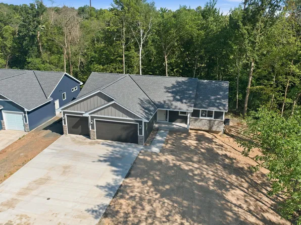 1333 E Aspen Dr, Saint Croix Falls, WI 54024