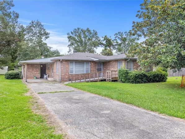 405 S Kinney St, Iowa, LA 70647