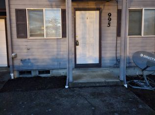 995 Bennett Ln, Eugene, OR 97404