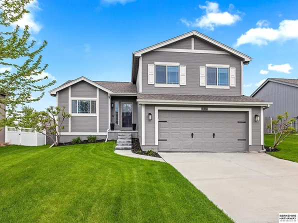 8206 S 186th St, Omaha, NE 68136