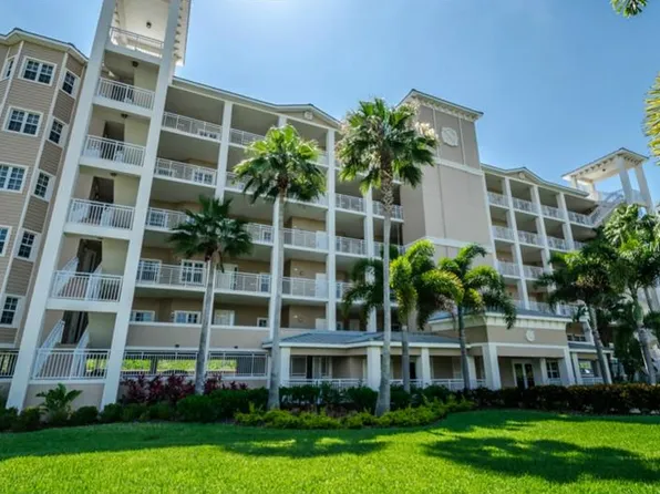 7296 Marathon Dr APT 406, Seminole, FL 33777