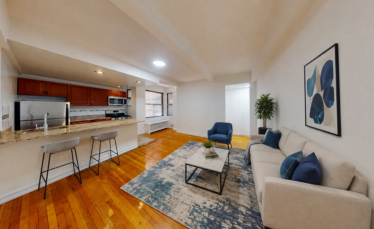 301 East 38th Street — Photo 1