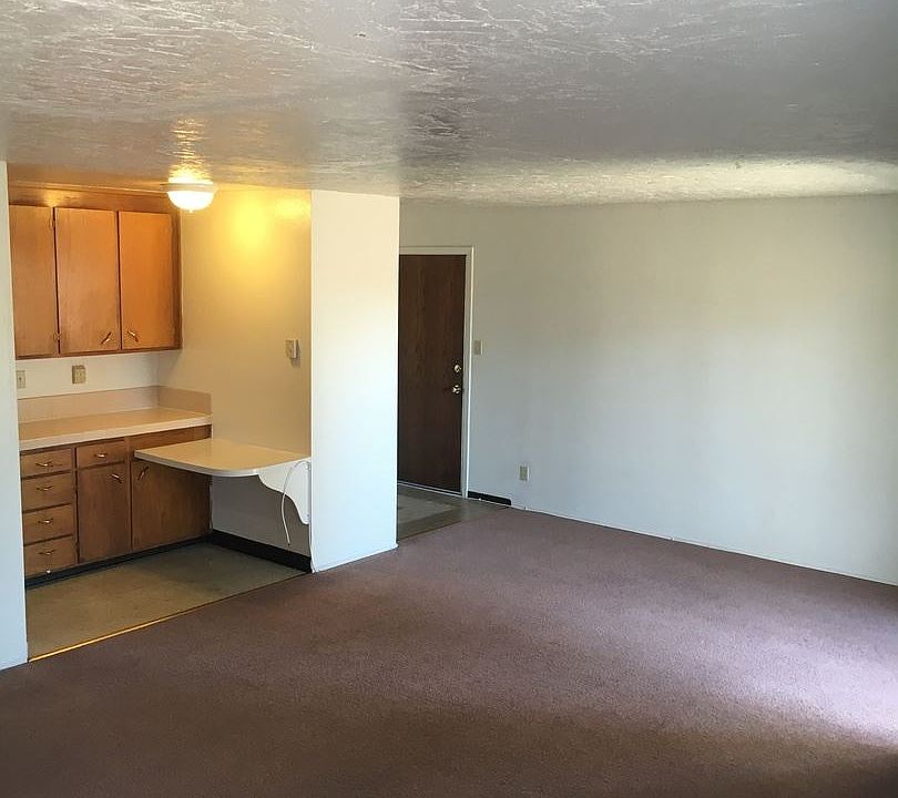 2nd image of 333 Poplar St APT 7