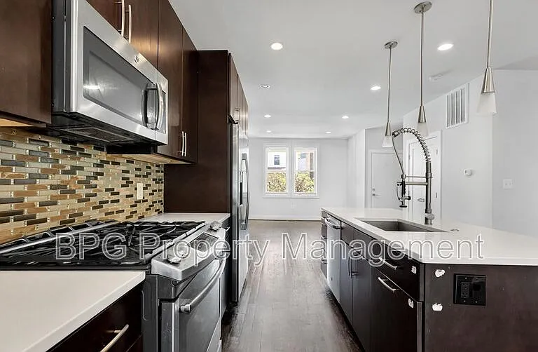 4122 5th St NW #1 — Photo 9