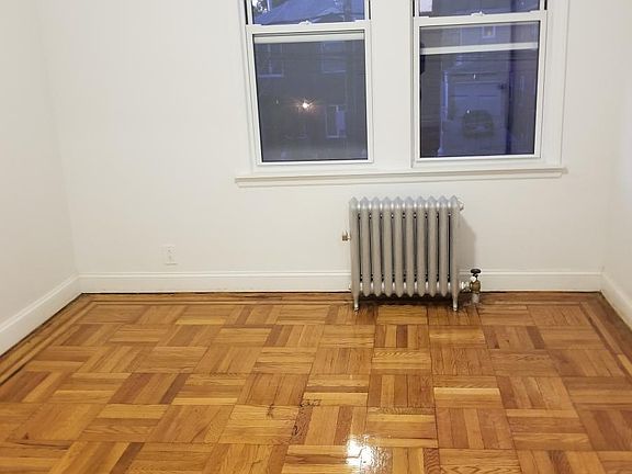 5th image of 4060 Bruner Ave