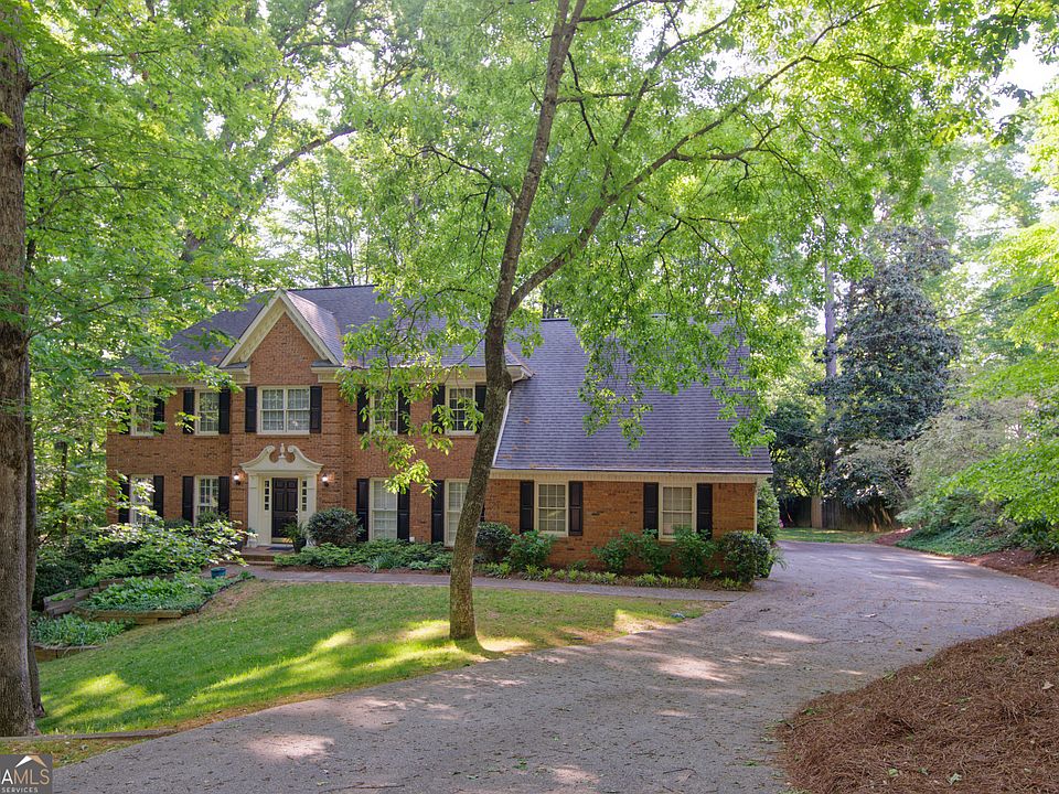 1st image of 555 Spindlewick Dr