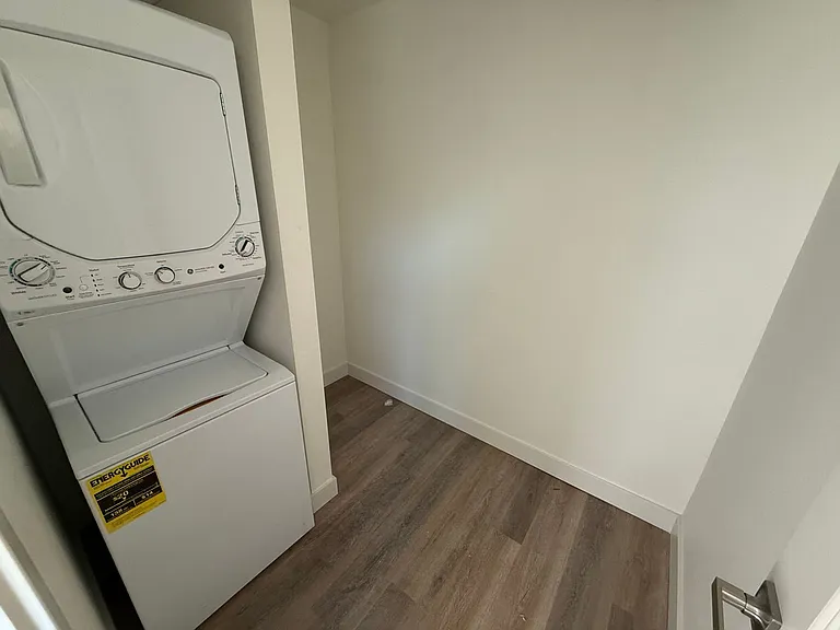 1565 Carlin St — Photo 9