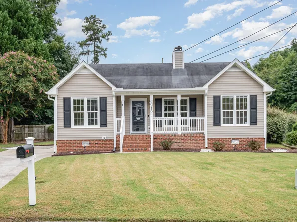 2916 Bannf Ct, Raleigh, NC 27604