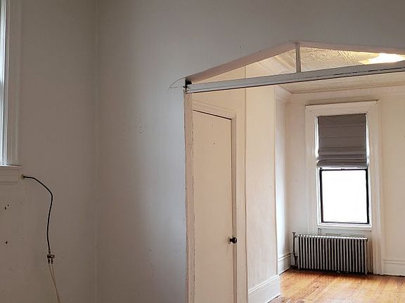 4th image of 661 Metropolitan Ave APT 3R
