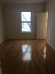 Rented by Roberto Guilbet, LREB