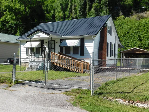 53 Redbud Ct, Evarts, KY 40828