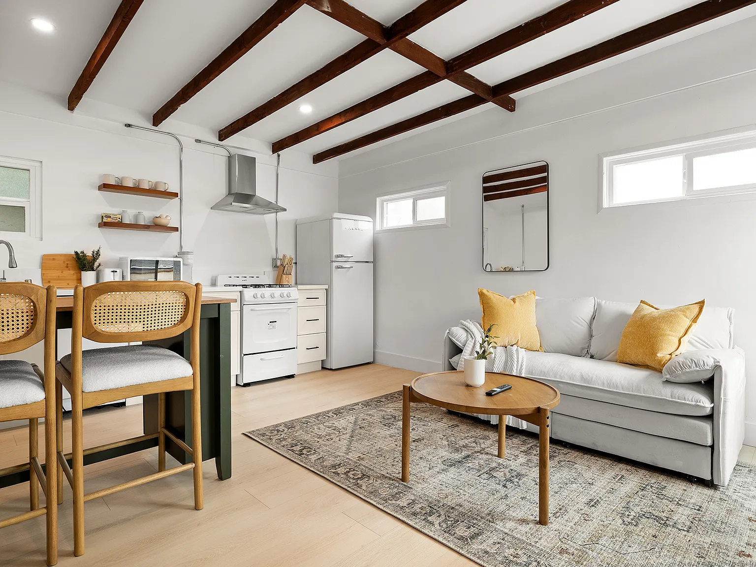 1 bed, 750 sqft, $3,295 — Photo 2