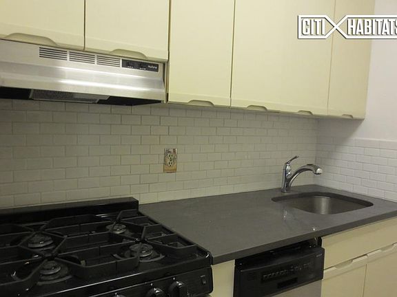 2nd image of 200 E 58th St APT 17J