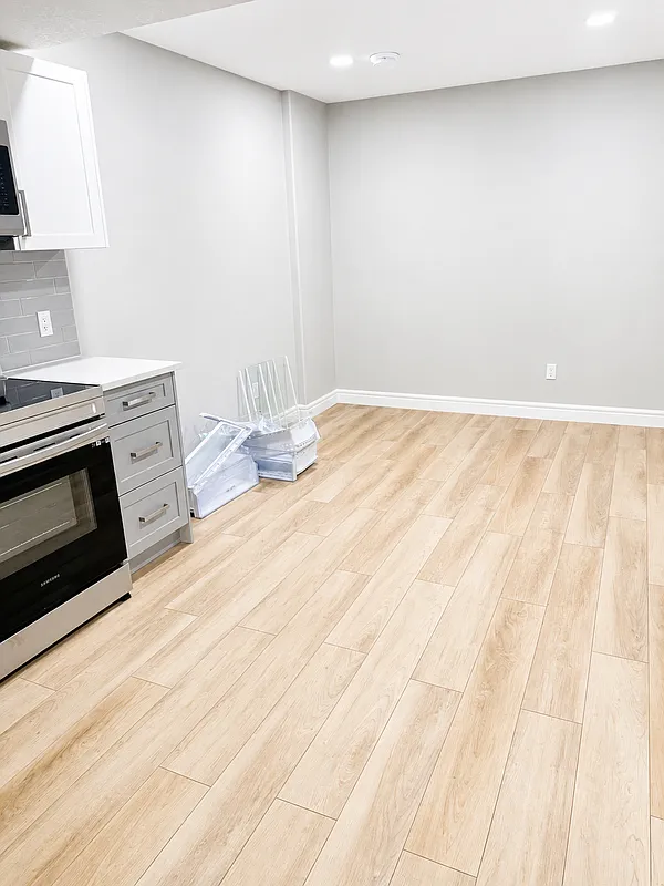 1 bed, 1.0 bath, $950 — Photo 4