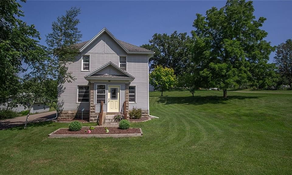 760 South Eau Claire Street, Mondovi, WI 54755 Zillow