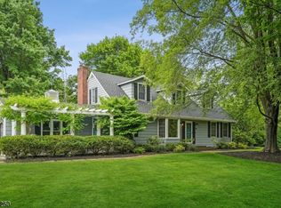 60 Cherry Ln, Basking Ridge, NJ 07920