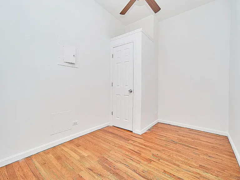 150 Manhattan Ave #5C — Photo 4