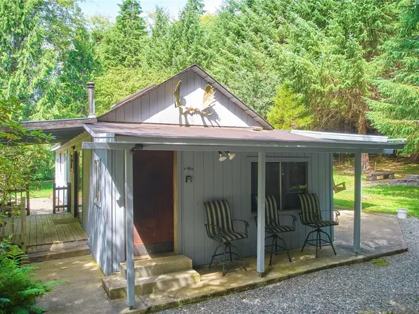 540 Nichols Road, Clallam Bay, WA 98326