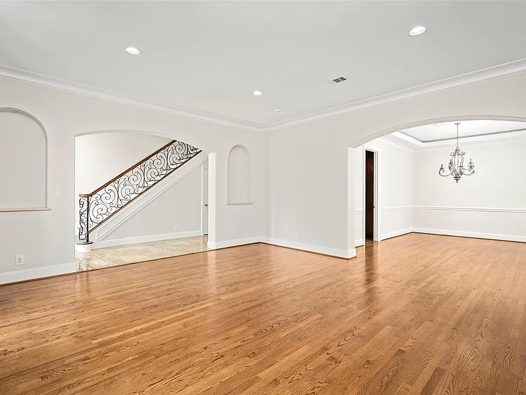 1505 Potomac Dr — Photo 9