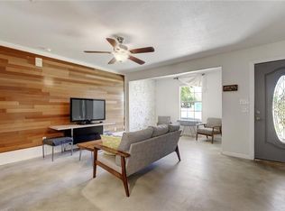 5609 Jacaranda Dr, Austin, TX 78744