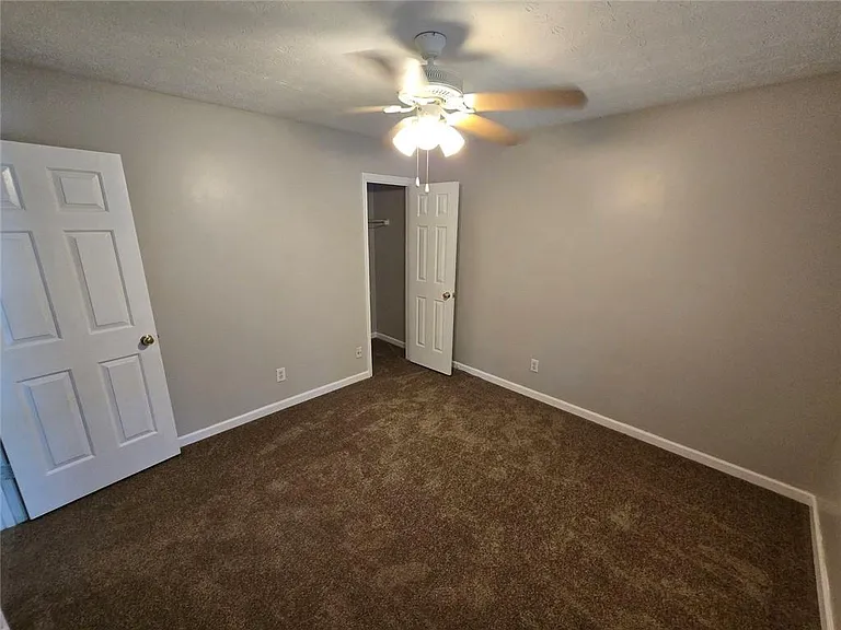 724 Jamie Way NE — Photo 9