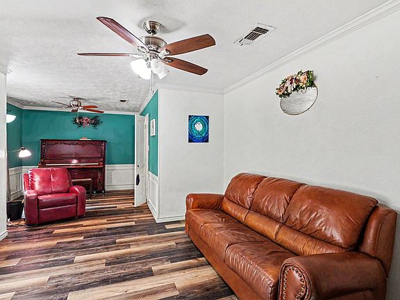 5th image of 2149 Savannah Trl