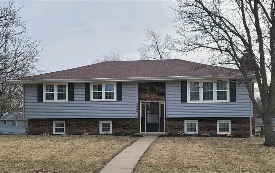 1st image of 3006 Bristol St