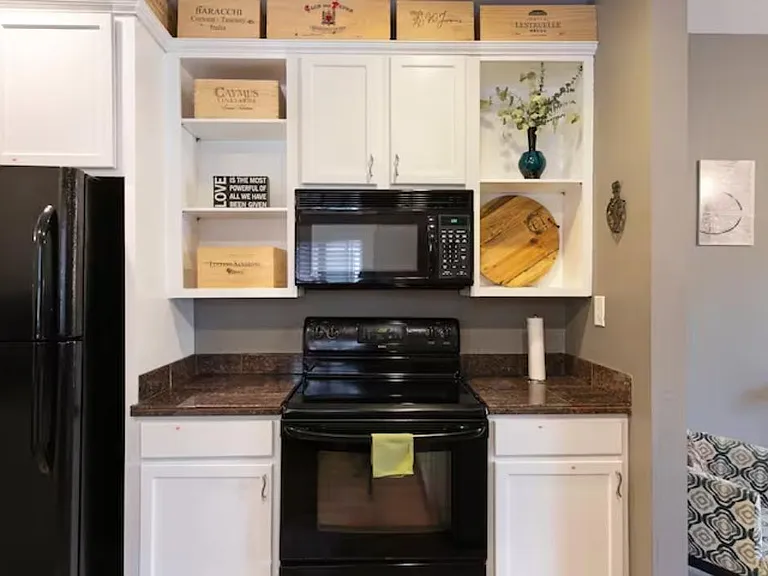 3908 Navajo St — Photo 4