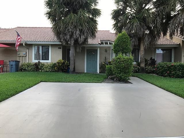 1st image of 9912 Watermill Cir APT B