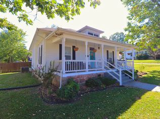 204 Jefferson Ave E, Carthage, TN 37030