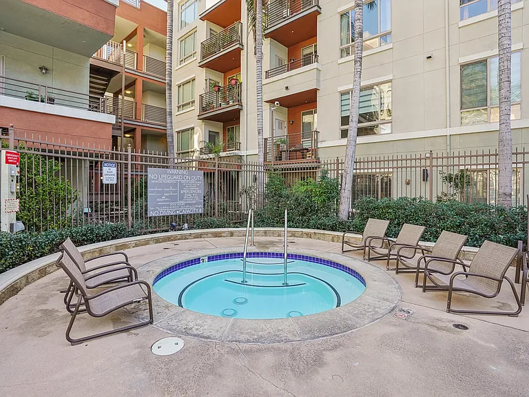 100 S Alameda St #371 — Photo 32