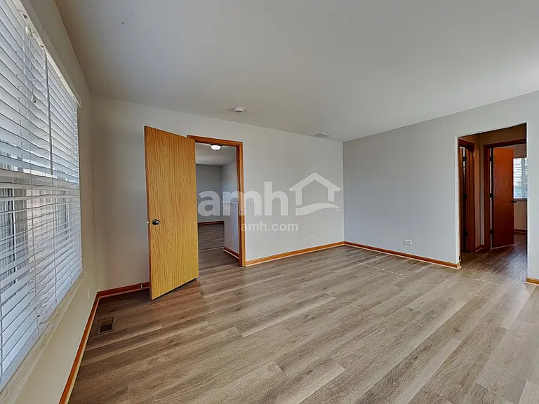 1204 Stonecrop Ln — Photo 12