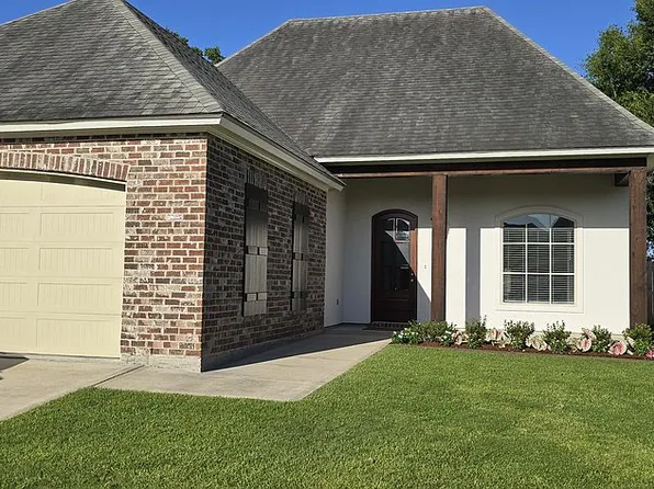 118 Beauchamp Ln, Lafayette, LA 70506