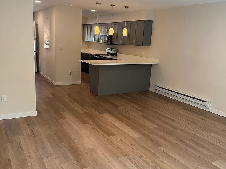 525 N Midland Ave #3 — Photo 11