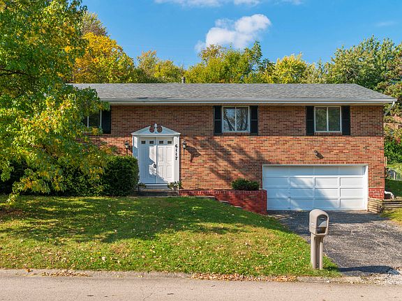 2nd image of 6117 Rivercliff Ln