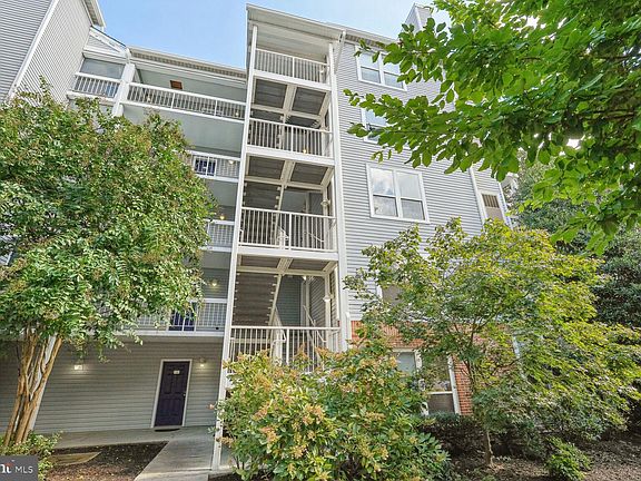 2nd image of 3176 Summit Square Dr APT B2