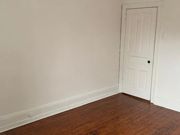 4712 Hazel Ave #5 — Photo 6